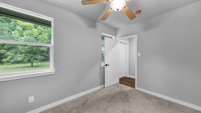 307 S Walnut Street, Weatherford, TX 76086
