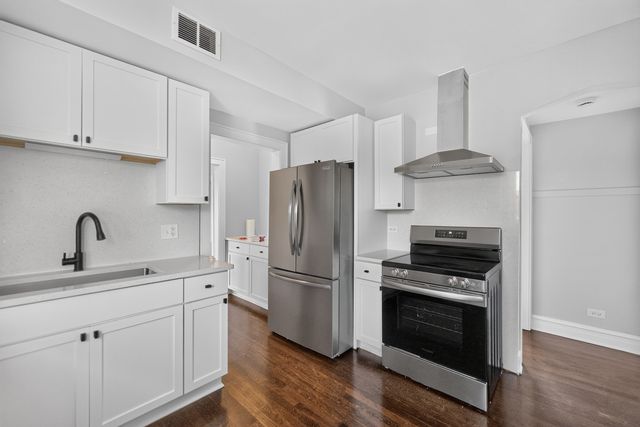 1101 S OAK PARK Avenue 3, Oak Park, IL 60304