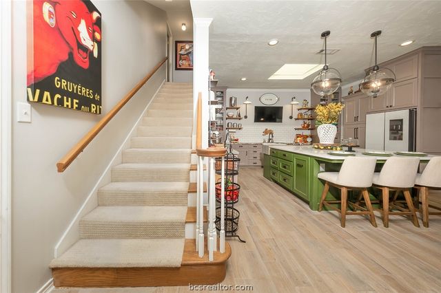 1308 Brook Hollow Drive, Bryan, TX 77802