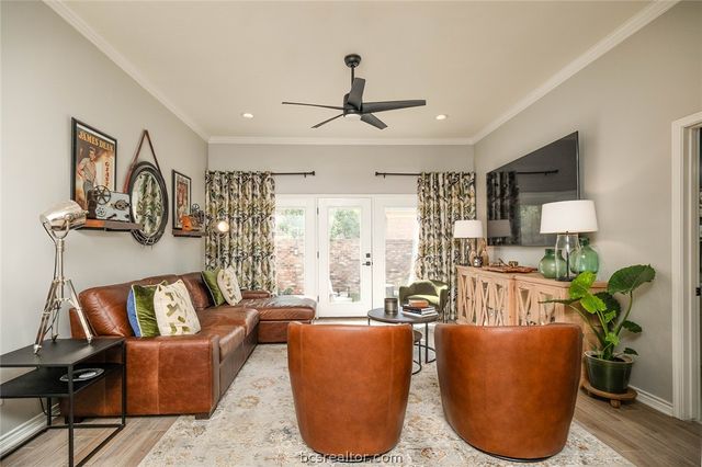 1308 Brook Hollow Drive, Bryan, TX 77802