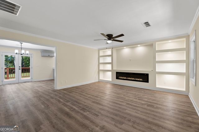 919 Tyrone Road, Tyrone, GA 30290