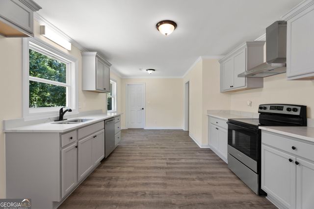 919 Tyrone Road, Tyrone, GA 30290