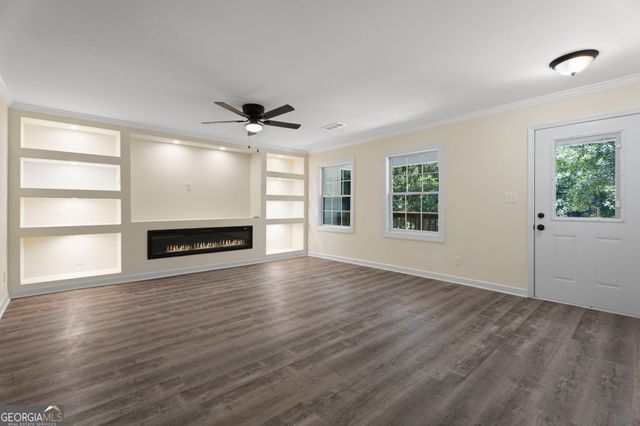 919 Tyrone Road, Tyrone, GA 30290