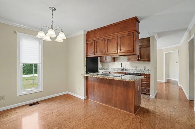 363 Jones Mill Rd, La Vergne, TN 37086