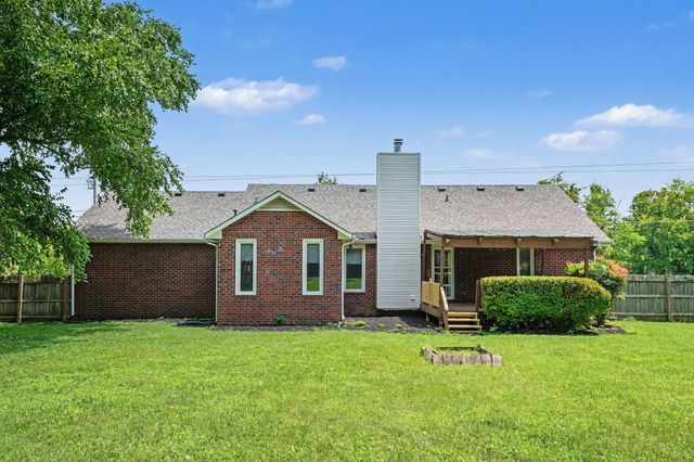 363 Jones Mill Rd, La Vergne, TN 37086
