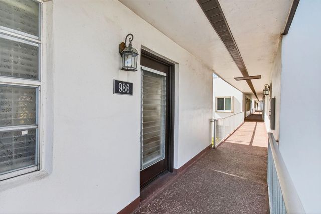 986 Normandy U, Delray Beach, FL 33484