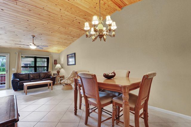 7909 SE Villa Circle, Hobe Sound, FL 33455