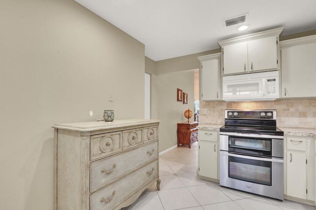 7909 SE Villa Circle, Hobe Sound, FL 33455