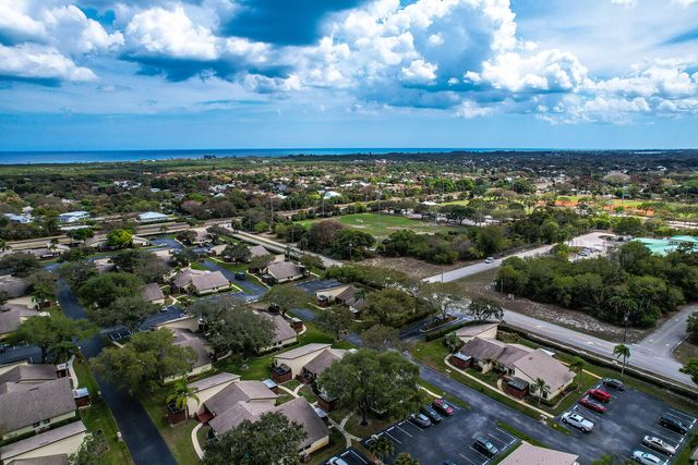 7909 SE Villa Circle, Hobe Sound, FL 33455