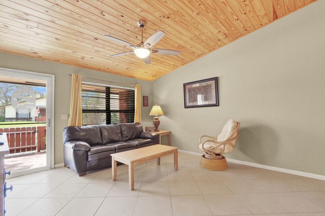 7909 SE Villa Circle, Hobe Sound, FL 33455