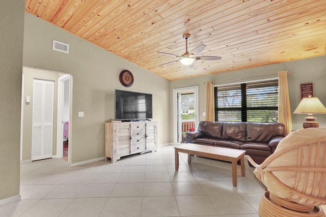 7909 SE Villa Circle, Hobe Sound, FL 33455