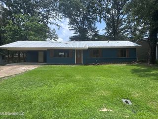 179 Chotard Avenue, Pearl, MS 39208