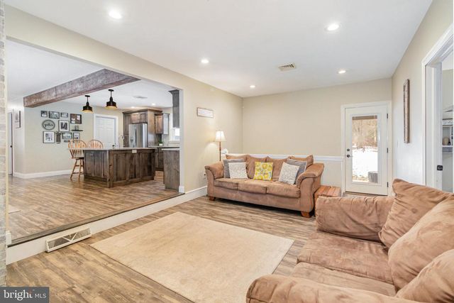 508 BURNT HOUSE RD, Carlisle, PA 17015