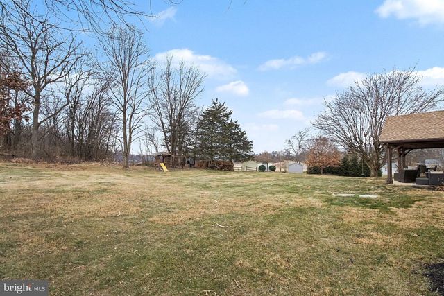 508 BURNT HOUSE RD, Carlisle, PA 17015