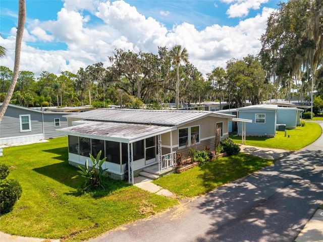 162 WOODMERE DRIVE A, Eustis, FL 32726