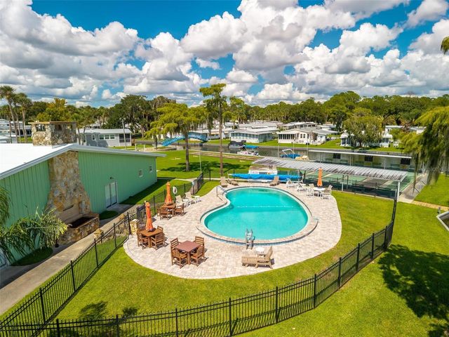 162 WOODMERE DRIVE A, Eustis, FL 32726