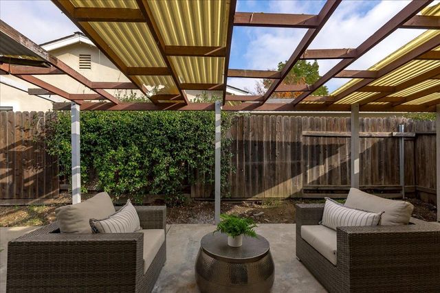 5917 Maleville Ave, Carmichael, CA 95608