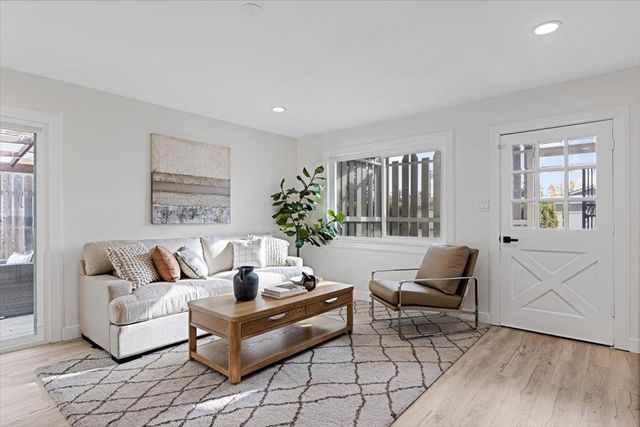 5917 Maleville Ave, Carmichael, CA 95608