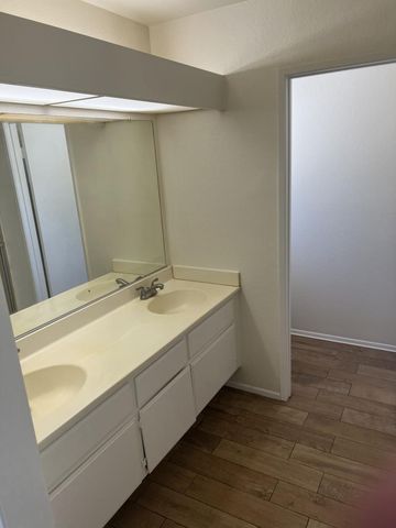 1561 Georgetown Avenue, Palmdale, CA 93550