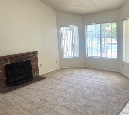 1561 Georgetown Avenue, Palmdale, CA 93550