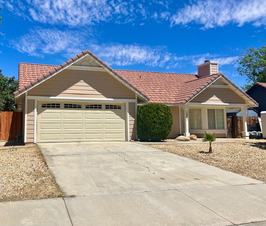 1561 Georgetown Avenue, Palmdale, CA 93550