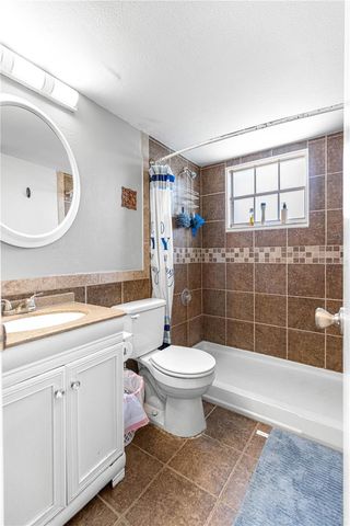 588 FAIRWAYS LANE E201, Ocala, FL 34472