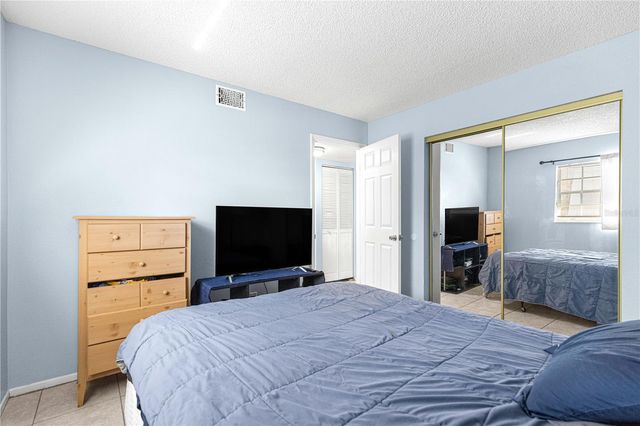 588 FAIRWAYS LANE E201, Ocala, FL 34472