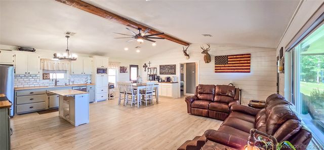 30551 S Hwy 2, Kinta, OK 74552