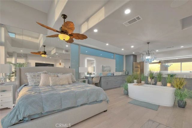 99 Surfside, Surfside, CA 90743