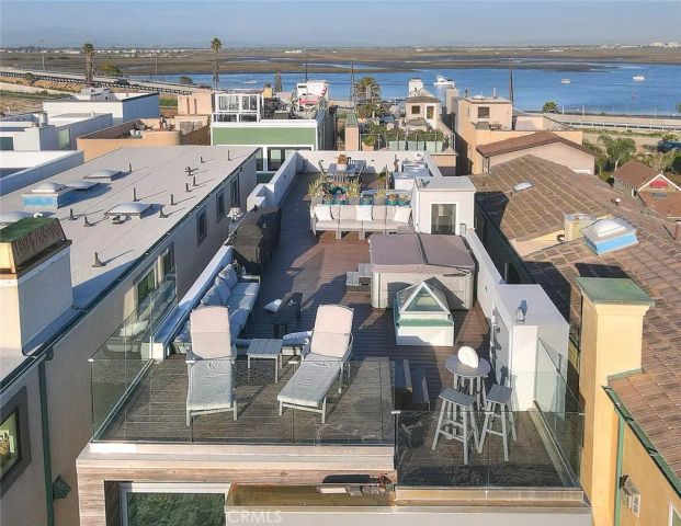 99 Surfside, Surfside, CA 90743