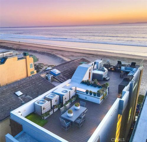 99 Surfside, Surfside, CA 90743
