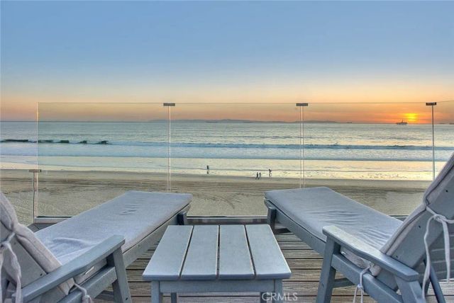 99 Surfside, Surfside, CA 90743