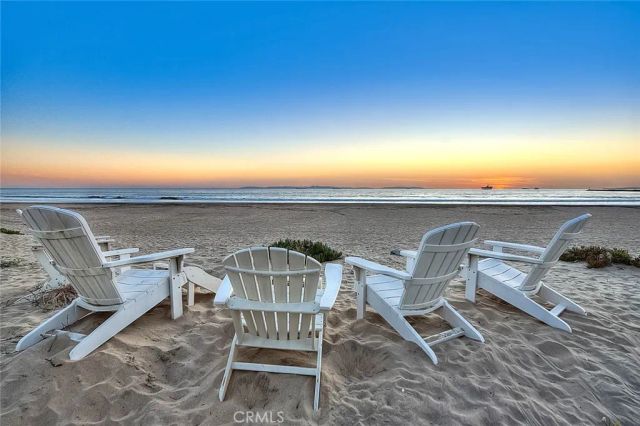 99 Surfside, Surfside, CA 90743