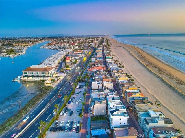 99 Surfside, Surfside, CA 90743