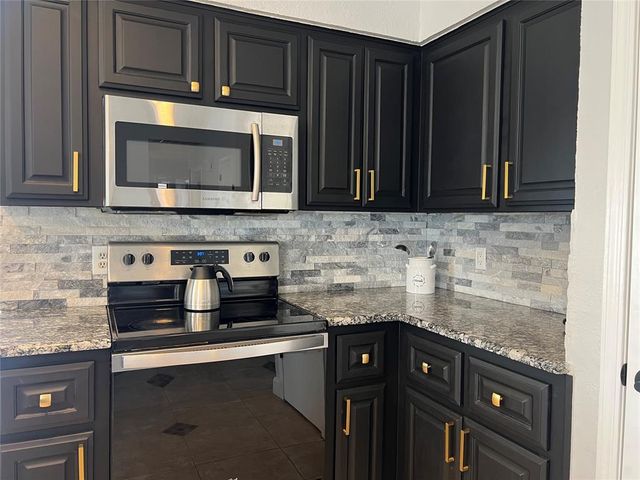 1330 HILL CROSS Court, Oklahoma City, OK 73159