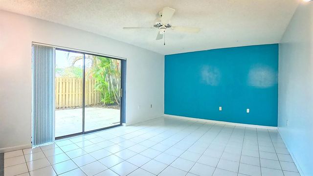 5646 SE Windsong Lane 415, Stuart, FL 34997