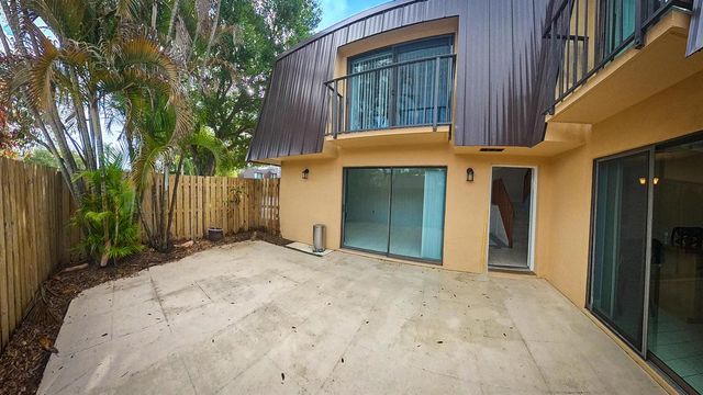 5646 SE Windsong Lane 415, Stuart, FL 34997