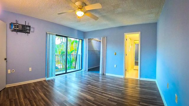 5646 SE Windsong Lane 415, Stuart, FL 34997