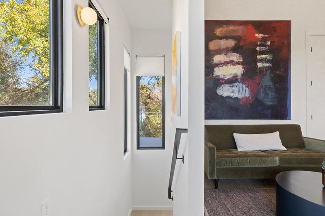 4707 Reyes ST 2, Austin, TX 78721