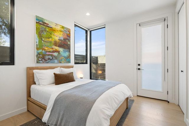 4707 Reyes ST 2, Austin, TX 78721