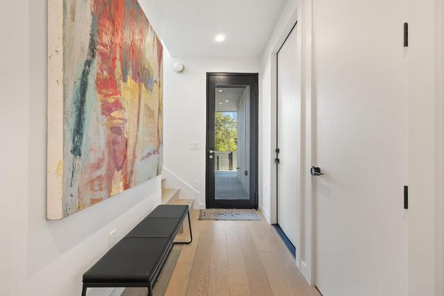 4707 Reyes ST 2, Austin, TX 78721