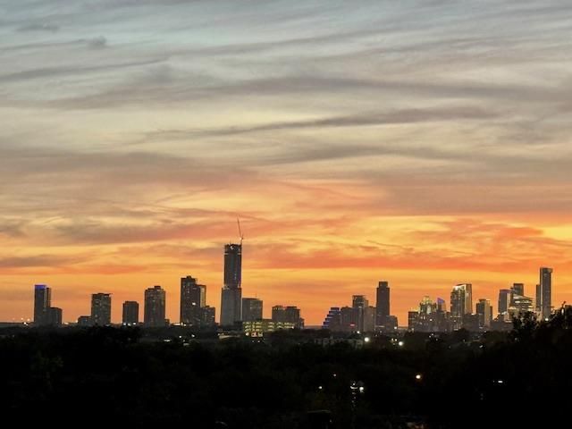 4707 Reyes ST 2, Austin, TX 78721