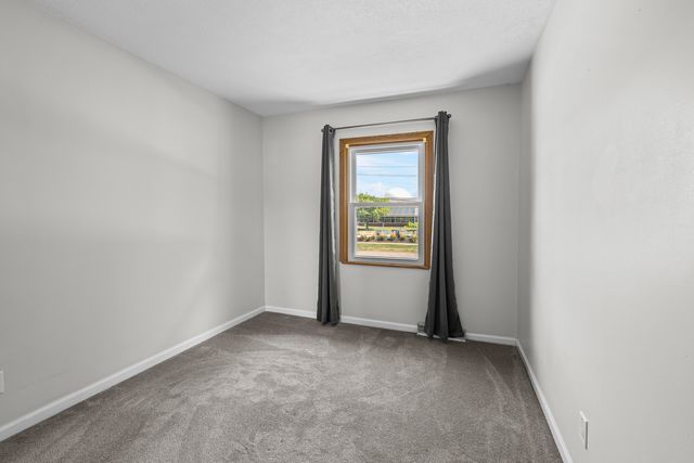 3410 18TH Street, Bettendorf, IA 52722