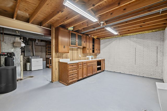 3410 18TH Street, Bettendorf, IA 52722