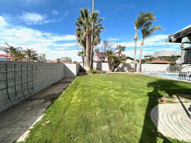 1514 Park City Avenue, Bakersfield, CA 93307