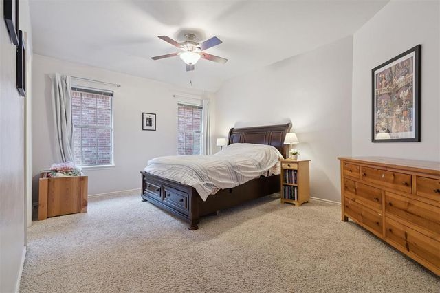 15613 Summit Parke Drive, Edmond, OK 73013