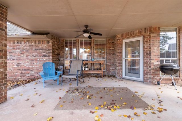 15613 Summit Parke Drive, Edmond, OK 73013