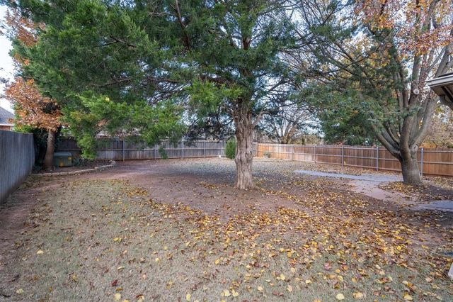 15613 Summit Parke Drive, Edmond, OK 73013