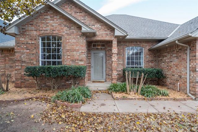 15613 Summit Parke Drive, Edmond, OK 73013