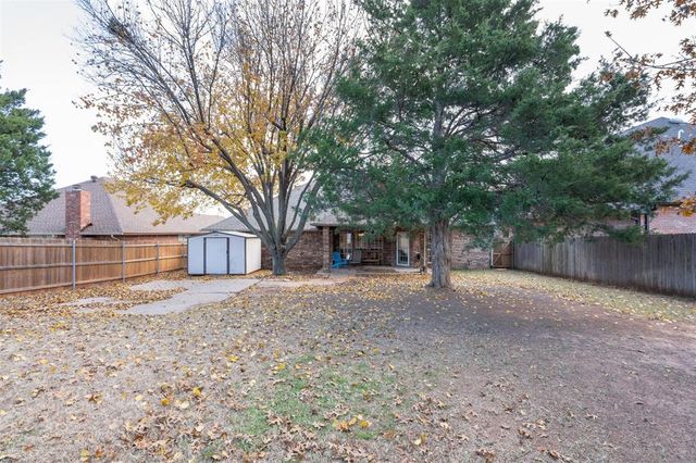 15613 Summit Parke Drive, Edmond, OK 73013